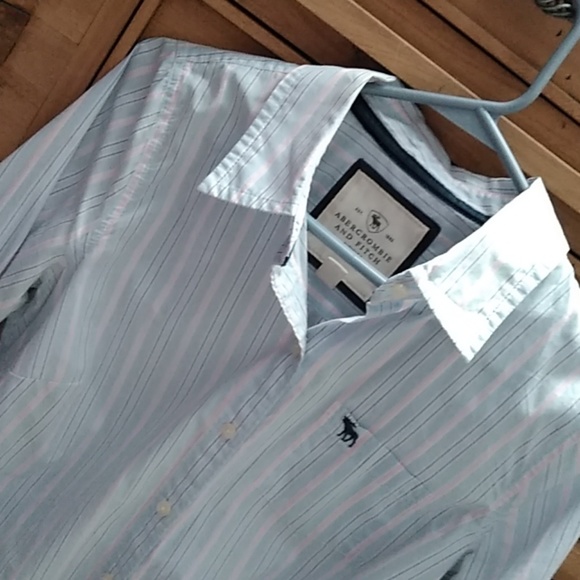 Abercrombie & Fitch button down - Picture 1 of 4